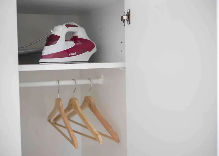 Urban Oasis With Queen Bed And View Be-12 *