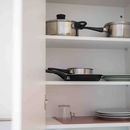 Urban Oasis With Queen Bed And View Be-12