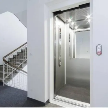 Urban Oasis With Queen Bed And View Be-12 * Zürich