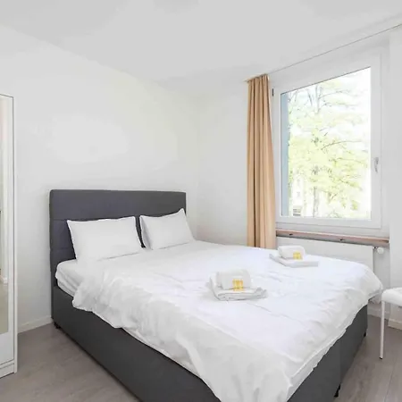 Urban Oasis With Queen Bed And View Be-12 Zurich